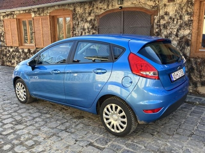 FORD FIESTA 1.25 Trend JA8