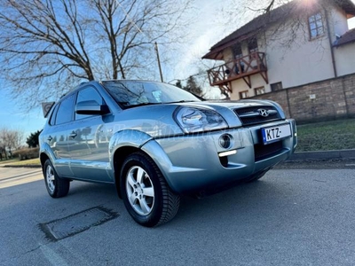 HYUNDAI TUCSON 2.0 CRDi Sport VGT 4WD//Magyar//Szervizkönyves