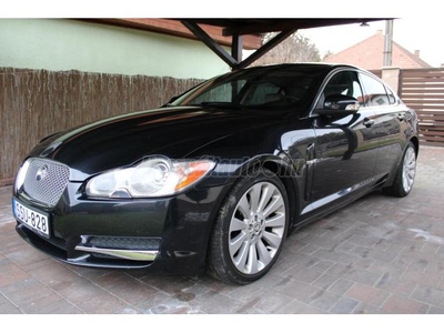 JAGUAR XF 2.7 D Premium Luxury (Automata)