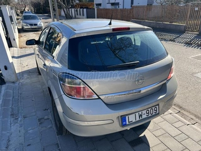 OPEL ASTRA H 1.4 Enjoy