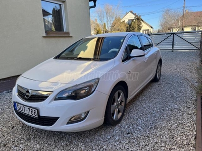 OPEL ASTRA J 1.4 T Enjoy