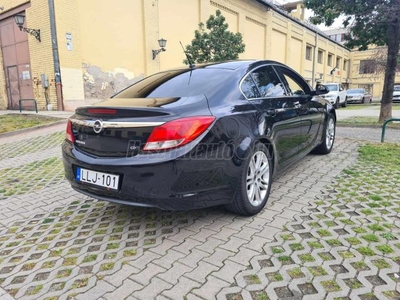 OPEL INSIGNIA 2.0 CDTI EcoFLEX Cosmo