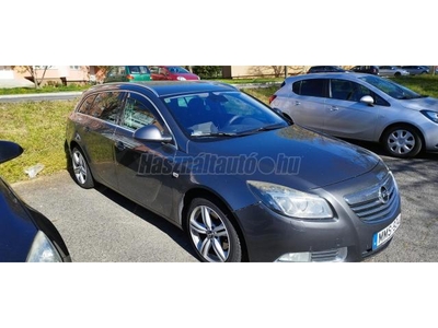 OPEL INSIGNIA Sports Tourer 2.0 CDTI Sport