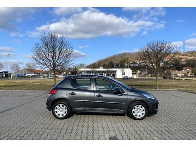 PEUGEOT 207 1.4 Active 84 e km!