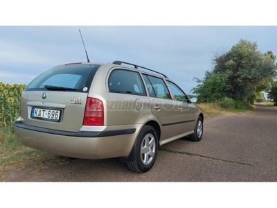 SKODA OCTAVIA Combi 1.6 Tour