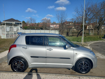 SUZUKI SWIFT 1.3 GLX CD AC