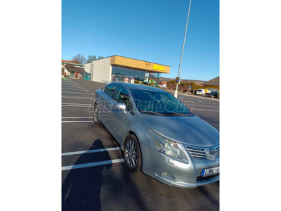 TOYOTA AVENSIS 2.0 D-4D Executive