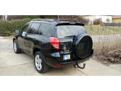 TOYOTA RAV 4 2.4 benzin 4x4 5 ajtós Usa modell