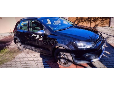 VOLKSWAGEN POLO V 1.2 70 Trendline CROSS