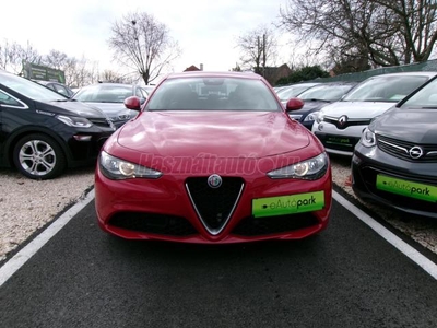 ALFA ROMEO GIULIA 2.2 D Super (Automata) ADVANCED E.-SÁVVÁLTÓ-Ü.RIASZTÁS-NAVI-BŐR-KMGARI!