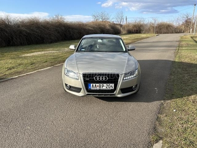 AUDI A5 Coupé 3.0 TDI DPF quattro +B&O Hifi+Keyless Go+Bi-Xenon+