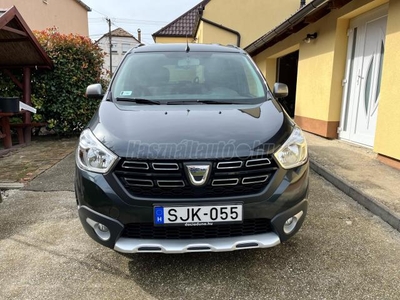 DACIA LODGY 1.5 Blue dCi 15th Celebration (7 személyes ) + 2 év garancia. +2 év szerviz. 1 tulajdonos