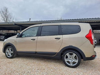 DACIA LODGY 1.5 Blue dCi Stepway (7 személyes ) / MAGYARORSZÁGI / 1 TULAJ / SZERVÍZKÖNYV / GARANCIA / KAMERA / NAVI /