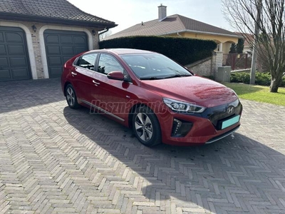 HYUNDAI IONIQ electric Premium (Automata)