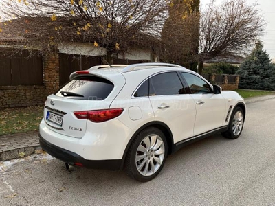 INFINITI FX30d 3.0 V6 S Premium (Automata) Áfás ár!