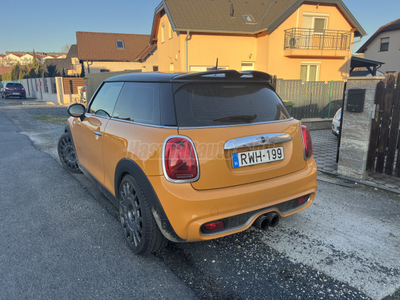 MINI COOPER 2.0S (Automata)