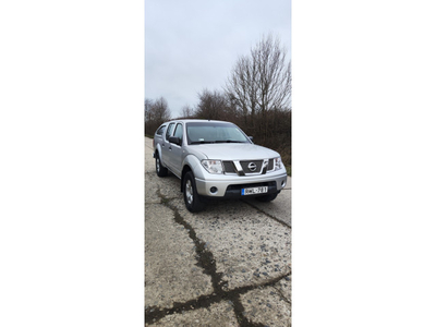 NISSAN NV300 D40