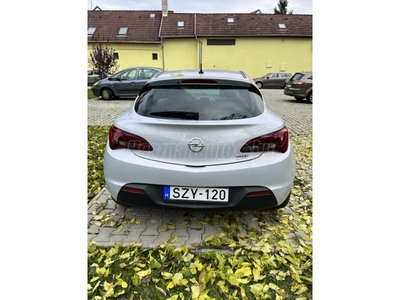 OPEL ASTRA J GTC 1.4 T GTC