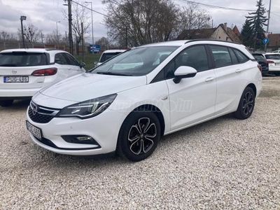 OPEL ASTRA K Sports Tourer 1.4 T Enjoy MAGYARORSZÁGI ELSŐ FORGALOMBA HELYEZÉS!SZERVIZKÖNYV!