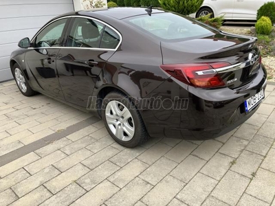 OPEL INSIGNIA 1.6 T Cosmo (Automata)