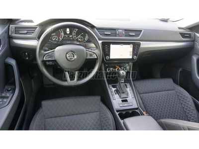 SKODA SUPERB 2.0 TDi Style DSG Magyaror-i Navigáció Xenon Távolság és Sávtartó Ülésfűtés Kamera!