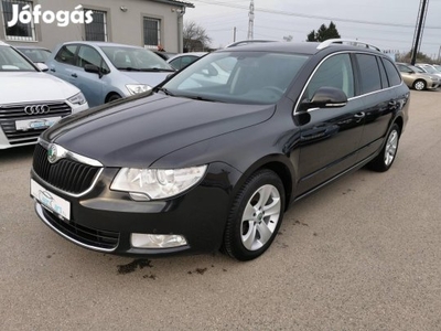 Skoda Superb Combi 2.0 CR TDI Ambition Keyless....