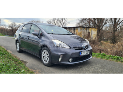 TOYOTA PRIUS+ 1.8 HSD Executive e-CVT