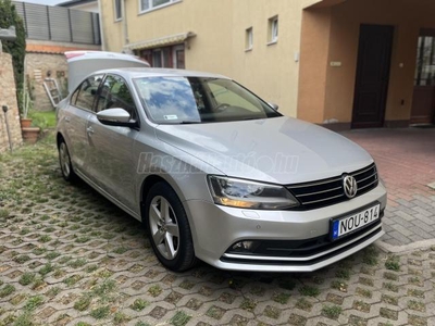 VOLKSWAGEN JETTA VI 2.0 TDI BMT Comfortline DSG