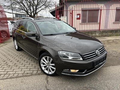 VOLKSWAGEN PASSAT VII Variant 2.0 CR TDI Highline BMT MÁRKASZERVIZBEN VEZETETT SZERVIZKÖNYV!