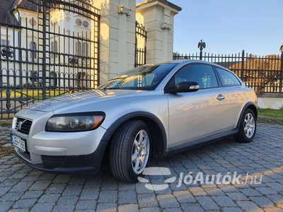 VOLVO C30