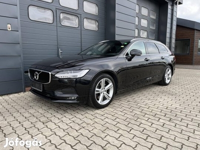 Volvo V90 2.0 D [D4] Momentum AWD Geartronic SZ...