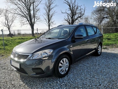 KIA CEE'D SW 1.4 LX Elstő tulajdonostól.Szerviz...