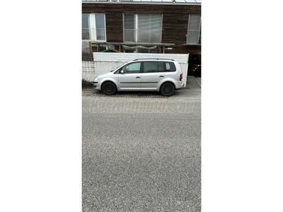 VOLKSWAGEN TOURAN 1.9 PD TDi Trendline