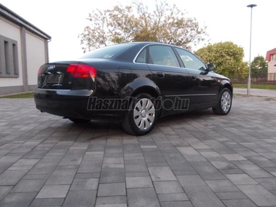 AUDI A4 1.6 122EKM.GYÖNYÖRŰ ÁLLAPOTBAN.ÖSSZES KULCS