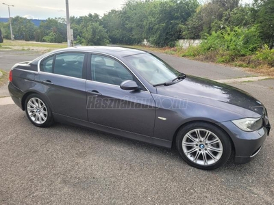 BMW 325d Xenon fényszóró. Motoros napfénytető. Navigáció. Bőr belső