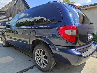 CHRYSLER VOYAGER 2.5 CRD LX (7 személyes )