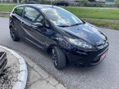 FORD FIESTA 1.6 TDCi Trend FRISS NAGY SZERVIZ! VONÓHOROG! KLÍMA! ALUFELNI!