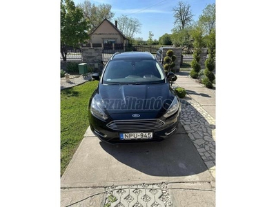 FORD FOCUS 1.5 TDCI Black Edition