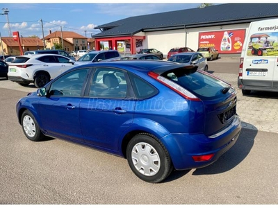 FORD FOCUS 1.6 Fresh 111.000Km!szervizkönyv!