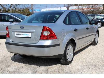 FORD FOCUS 1.6 Fresh