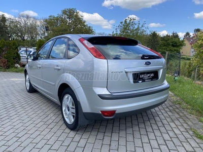 FORD FOCUS 1.6 TDCi Ghia DPF téli-nyári kerékgarnitúra