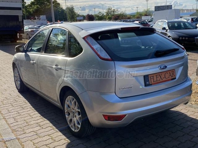 FORD FOCUS 1.6 Ti-VCT Ghia KLÍMA-SZÉLVÉDŐ FŰTÉS-SZERVIZKÖNYV-2 KULCS!