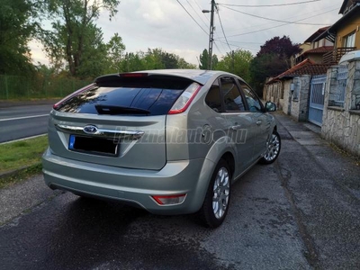 FORD FOCUS 1.6 Ti-VCT Titanium Bőr belső kárpitozás. Digitális klíma. ülésfűtés. szervizkönyv.magánszemélytől e