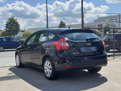 FORD FOCUS 1.6 Ti-VCT Trend Plus /// 127.e.KM! TÖBBZÓNÁS KLIMA TOLATÓRADAR EGY TULAJDONOS NÉMET AUTÓ KITŰNŐ ÁLLAP