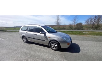 FORD FOCUS 1.6 Trend