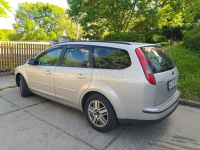 FORD FOCUS 1.8 TDCi Ghia TEMPOMAT DUPLA DIGIT KLÍMA