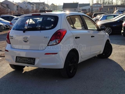 HYUNDAI I20 1.25 Life AC KLÍMA TÉLI-NYÁRI KERÉK MEGKÍMÉLT!!