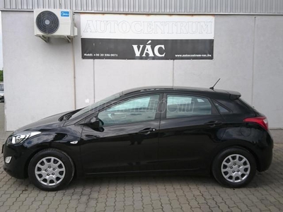 HYUNDAI I30 1.4i Comfort 88000KM