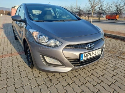 HYUNDAI I30 1.4i Easy Life