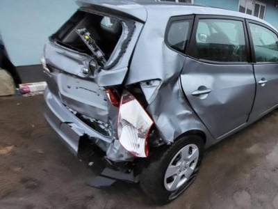 KIA Venga 1.6 Cvvt Navi Magyarországi első tula...